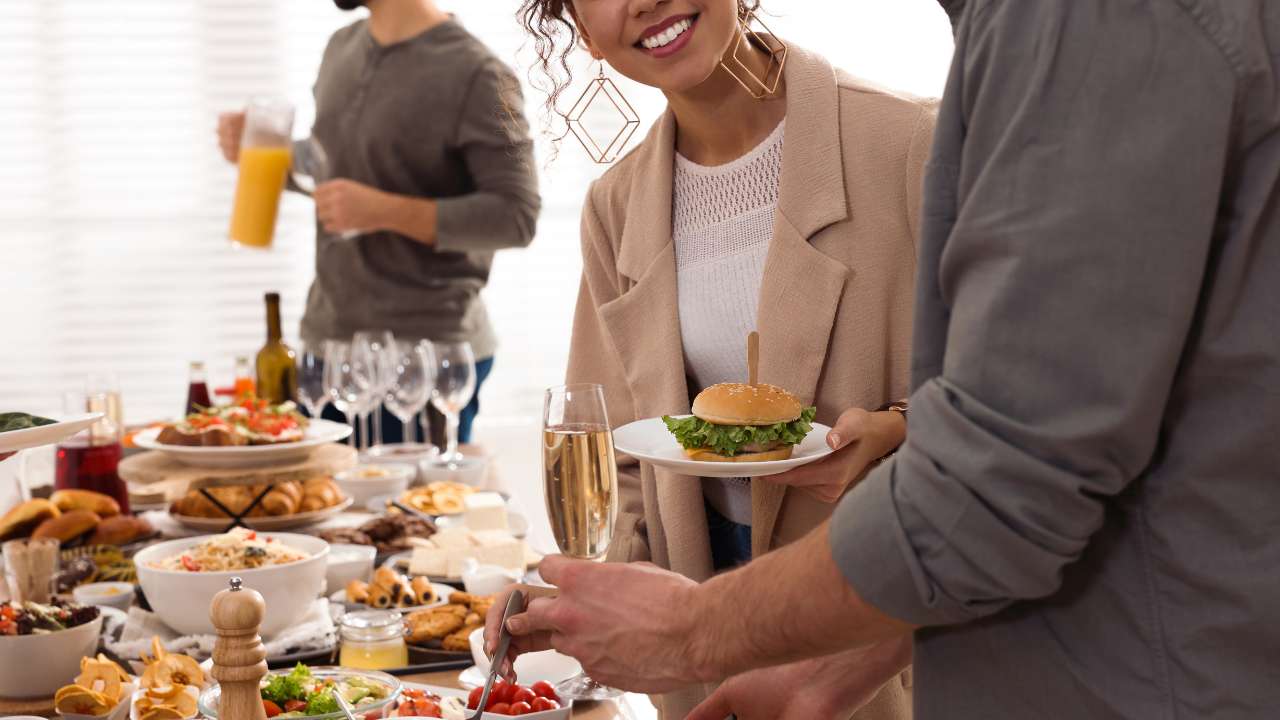 psicologia das cores e aromas na experiência gastronômica
